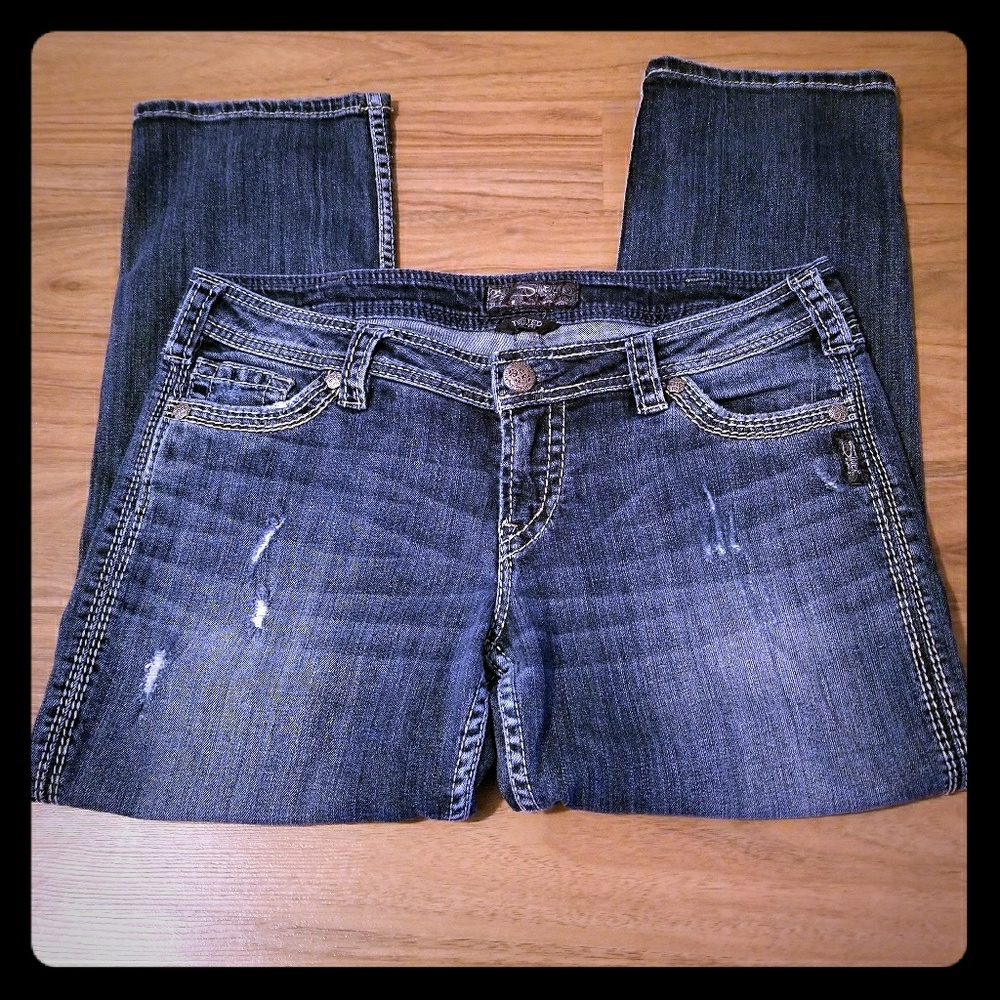 SILVER Jeans Brand Twisted Capri